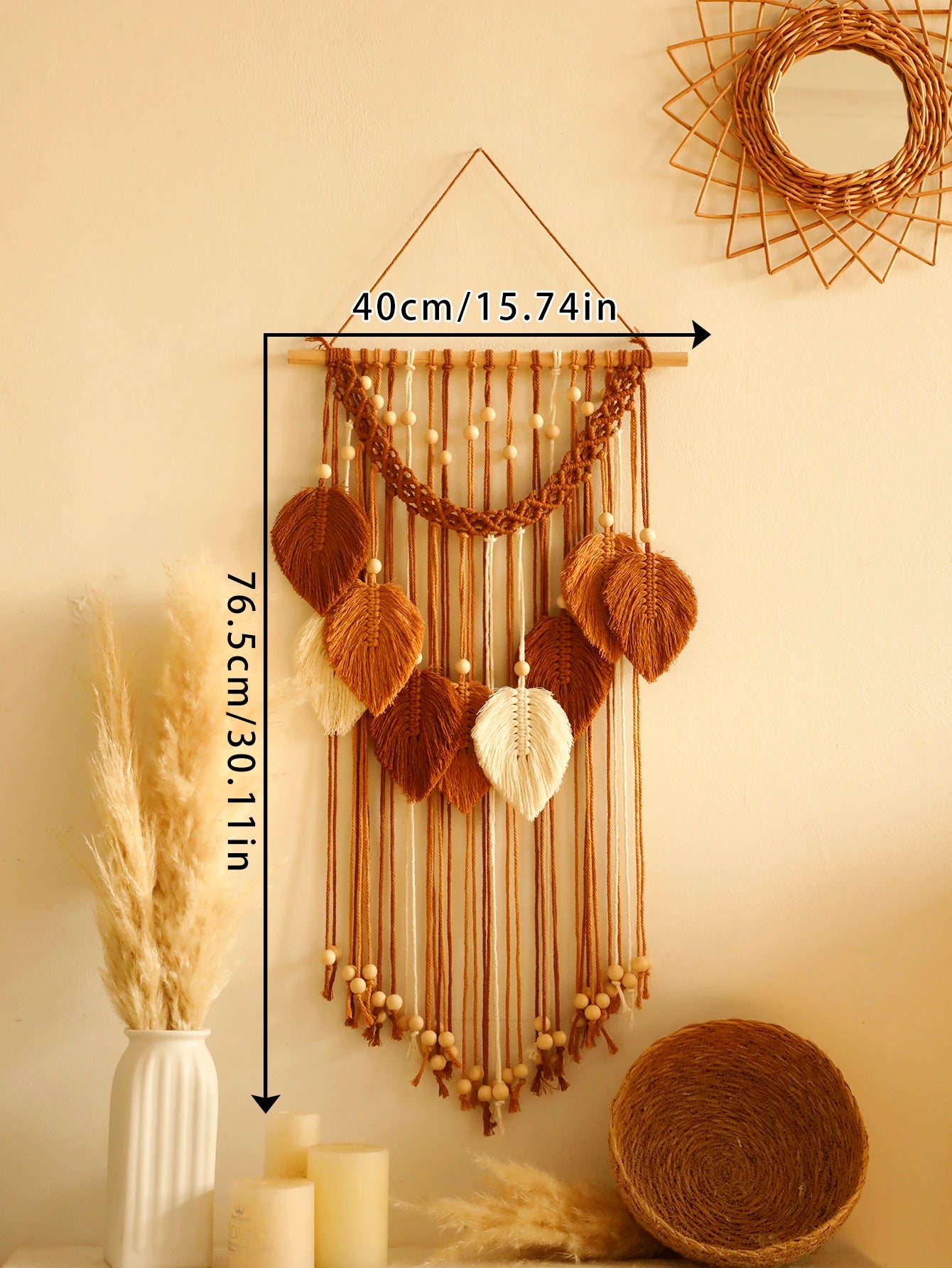 Meerkleurige Macramé Wandhanger met Houten Kralen
